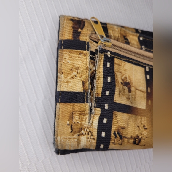 "I Love Lucy" Trifold Wallet - Picture 10 of 12